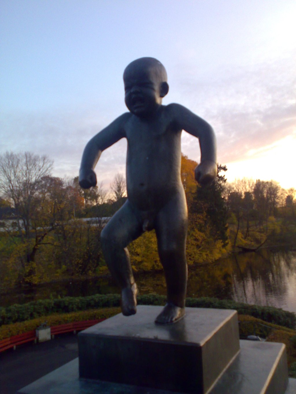 Kiukulla kohti sosiaalista&nbsp;organisaatiota